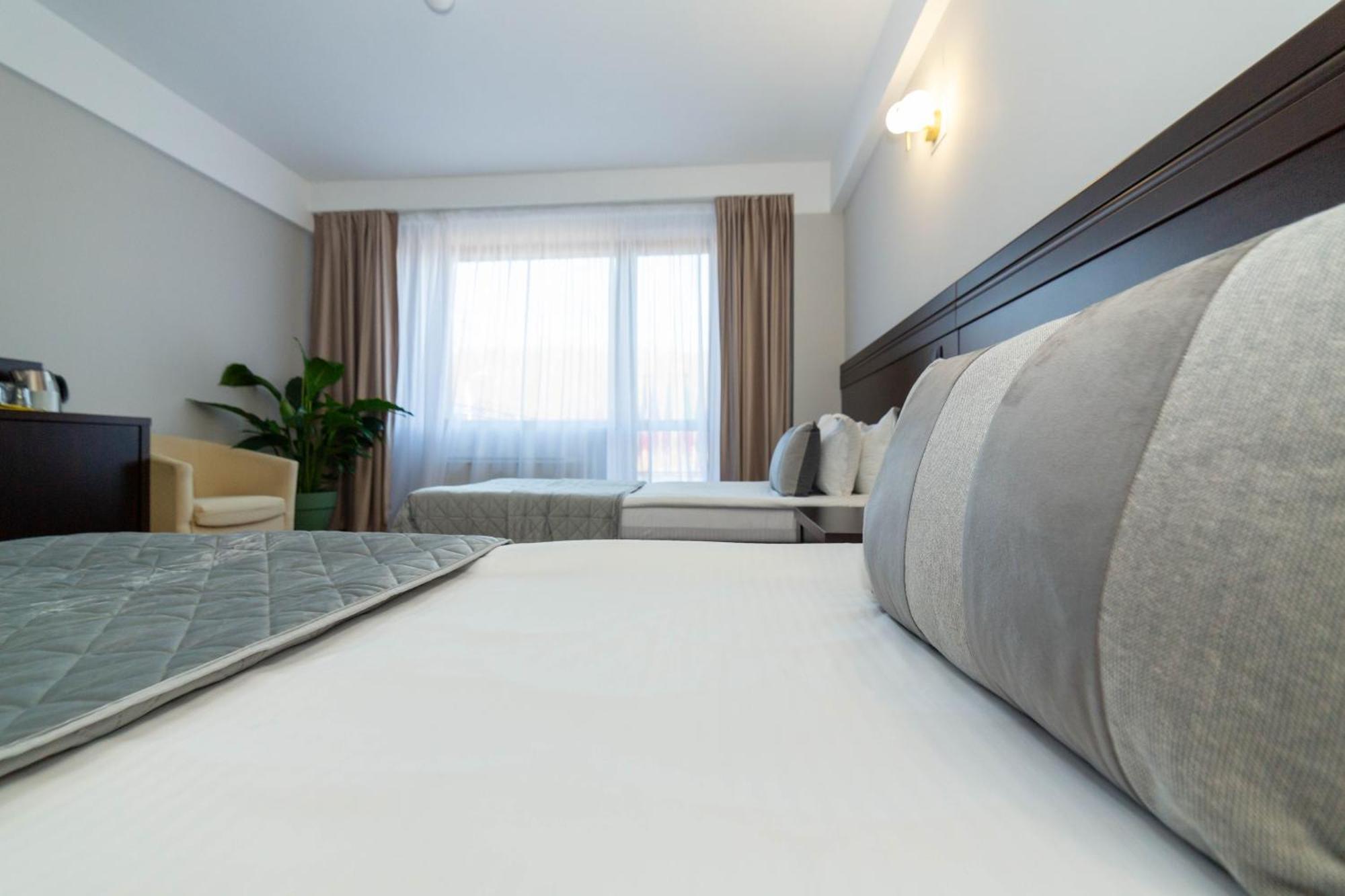Hotel Restaurant Alesia Корунка Экстерьер фото