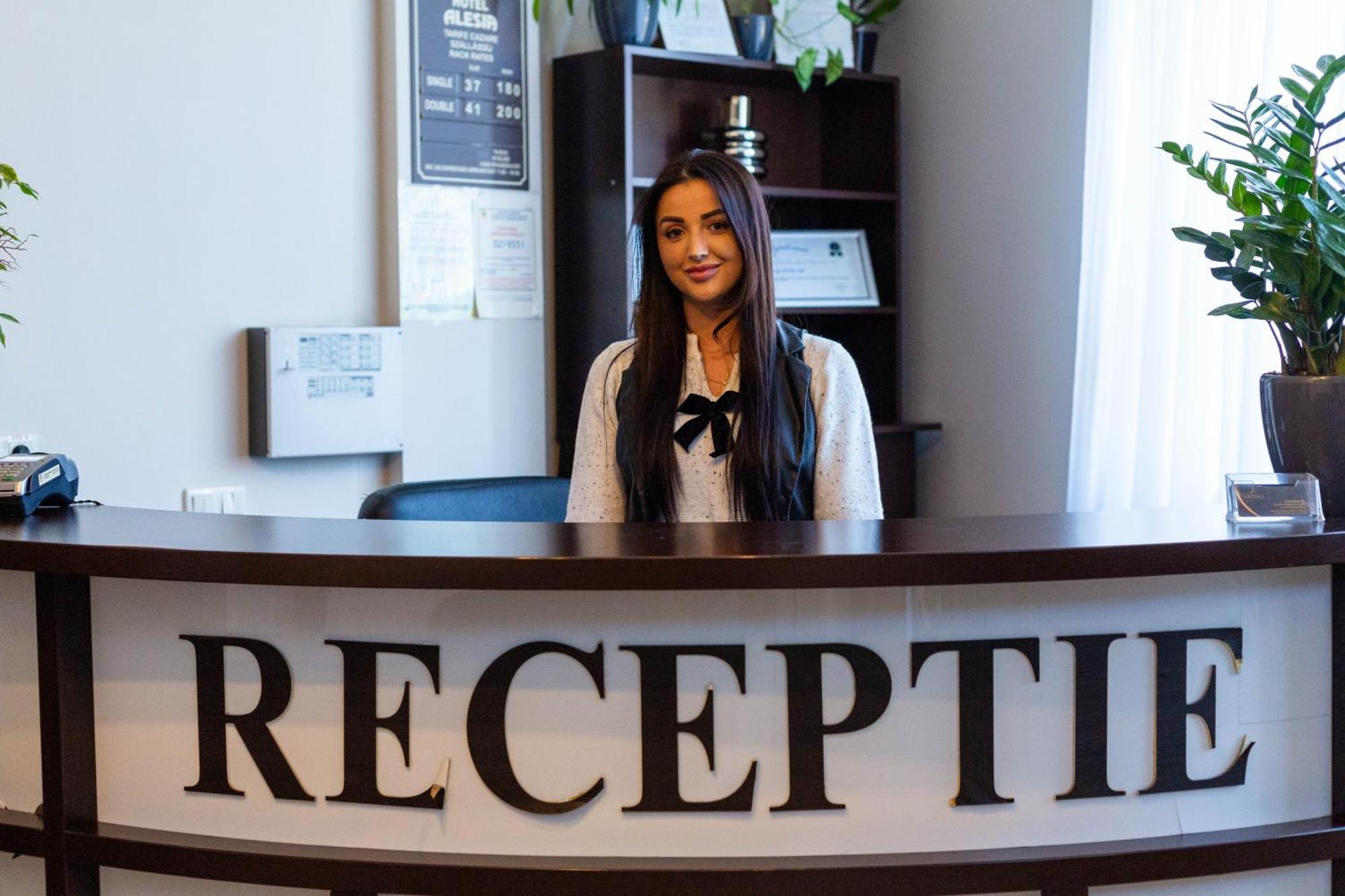 Hotel Restaurant Alesia Корунка Экстерьер фото
